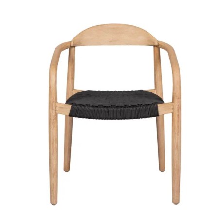 Chaise ANAM Pro Living en eucalyptus avec assise en corde noire, idéale pour une salle à manger au style bohème et contemporain.